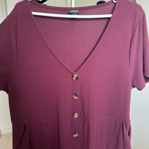 Torrid 1X Short Sleeve Dress with pockets - Picture 4 of 5